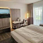 Am Kaisersaal 호텔 3*
