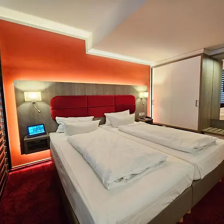 皇帝大厅酒店 酒店 3*