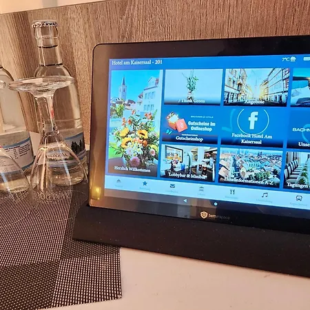 アム カイザーザール ホテル