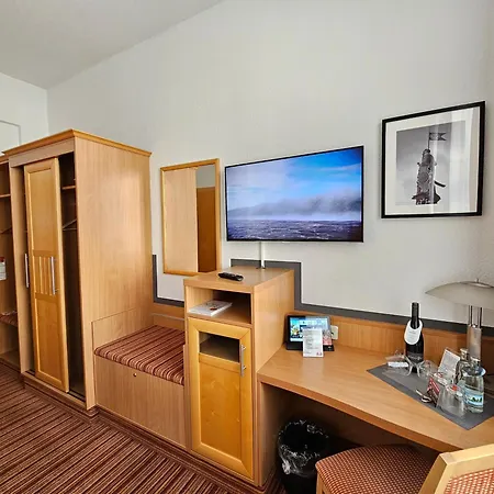 アム カイザーザール 3* エアフルト