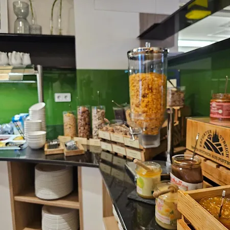 アム カイザーザール 3*