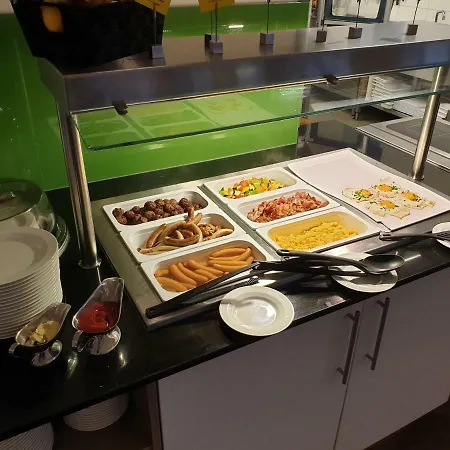 호텔 암 카이저살