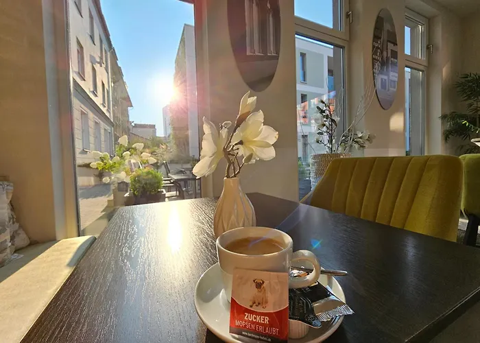 アム カイザーザール ホテル